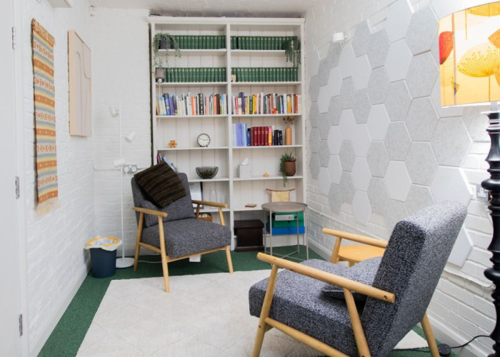 34. Church, Home Office / Study, Studio Green Room