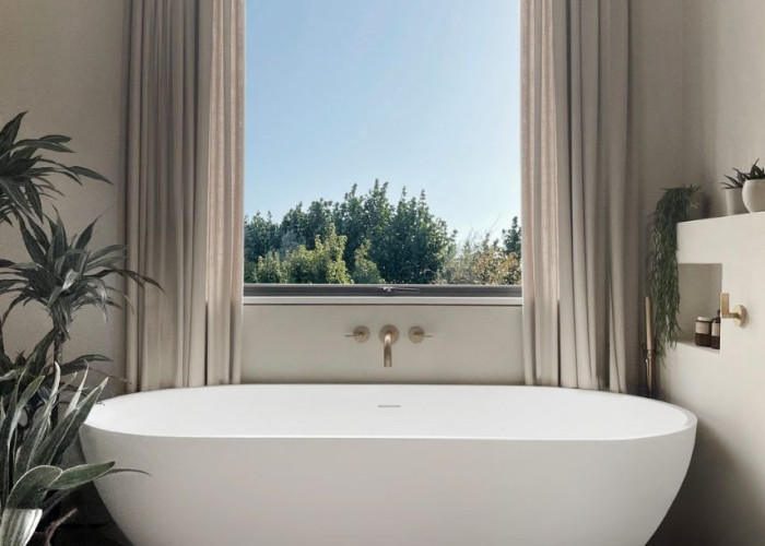 13. Bathroom