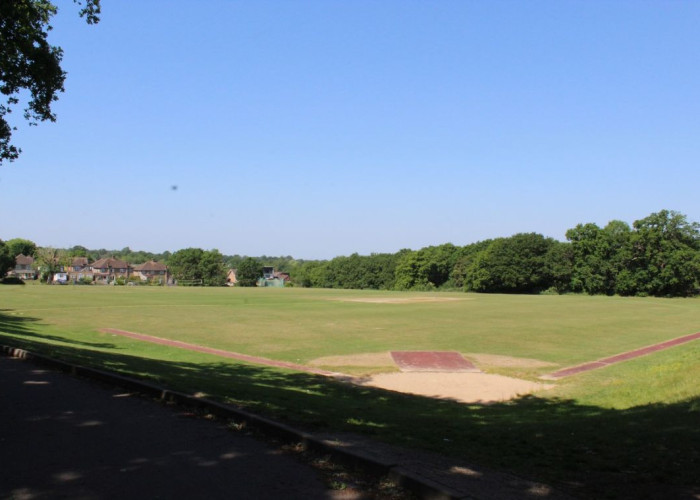 24. School / College, Playground / Playing Field