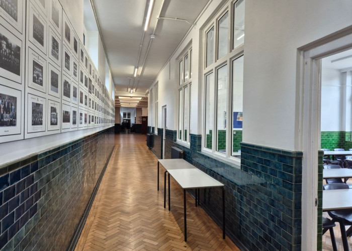 4. Hall, School / College