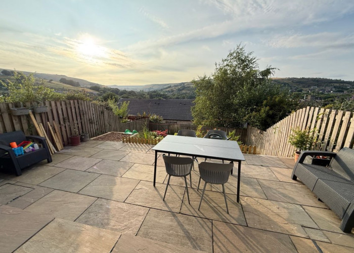 24. Countryside View, Patio / Veranda