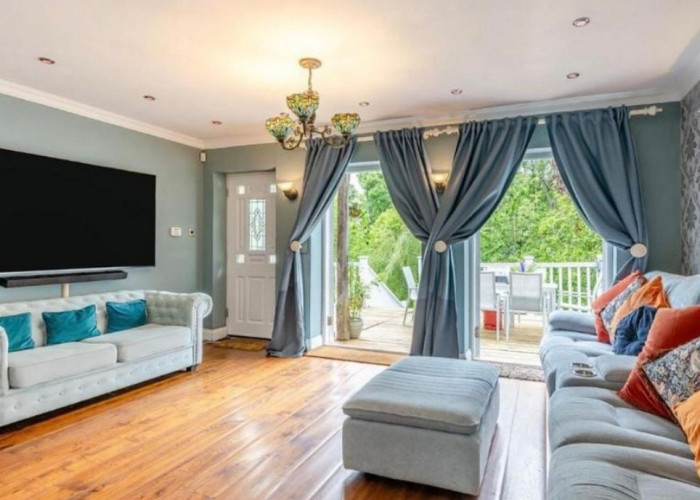 2. Livingroom