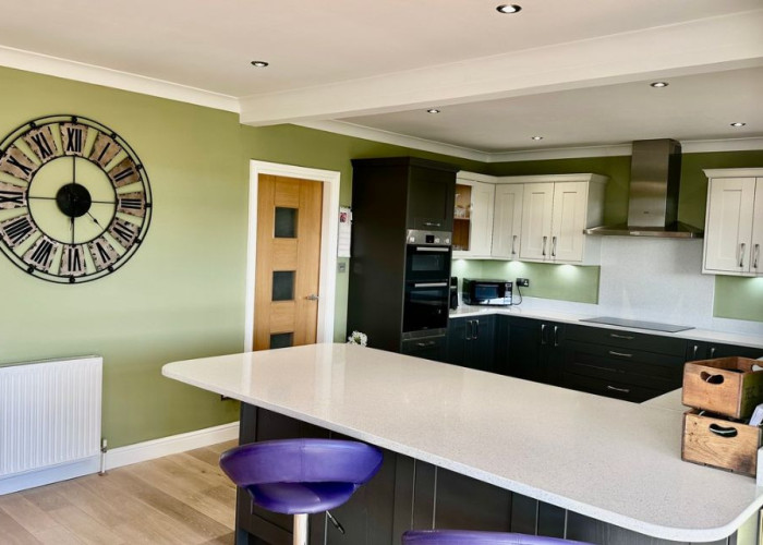 7. Kitchen