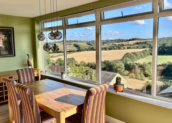 8. Diningroom, Countryside View
