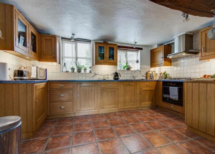 5. Kitchen, Kitchen (Wooden Units)