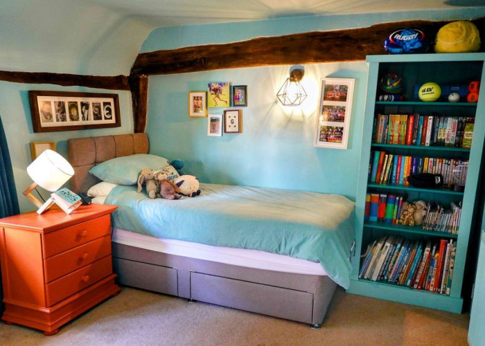 30. Bedroom (Childrens)