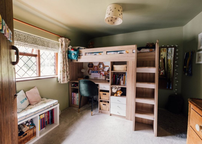 47. Bedroom (Childrens)