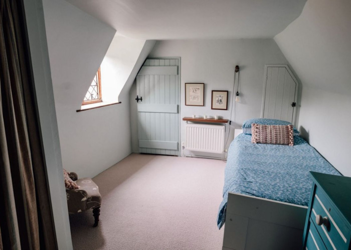 38. Bedroom