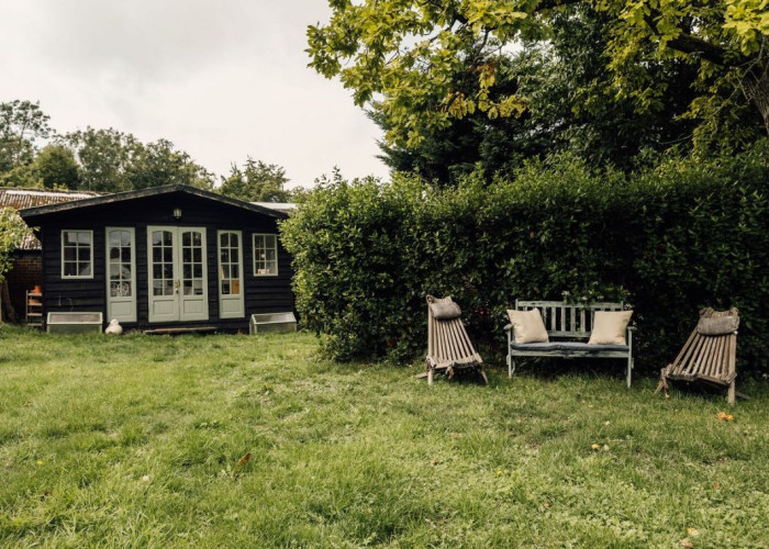 65. Summerhouse