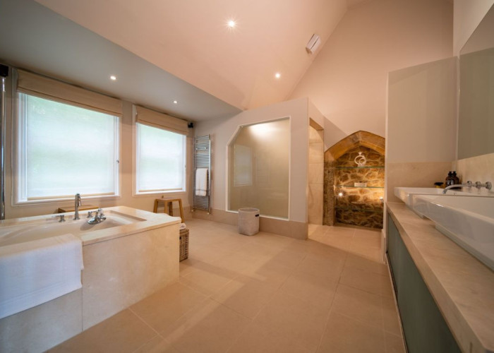 49. Bathroom (Large), Bathroom (Shower and bath)