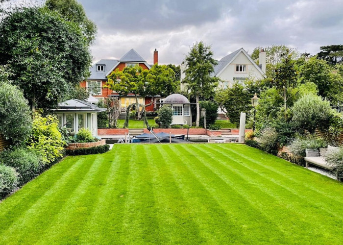 Garden (Rear, Large) at Victorian Riverside Five Bedroom House With A Terrace For Filming, Middlesex