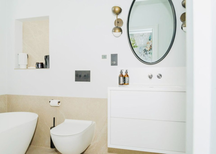 Flooring, Wall at Victorian Riverside Five Bedroom House With A Terrace For Filming, Middlesex