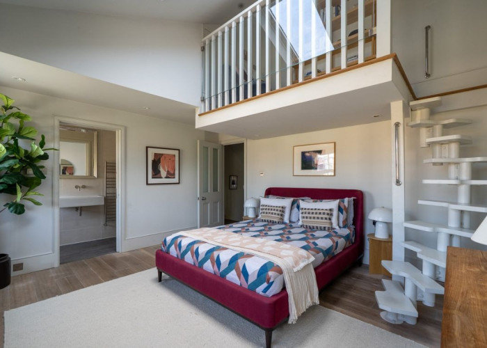 Bedroom (Double) at Victorian Terrace with Large Open Plan Space For Filming, London