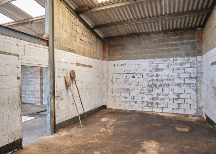 Wall, Flooring at Industrial Garage And Workshop For Filming, Norfolk
