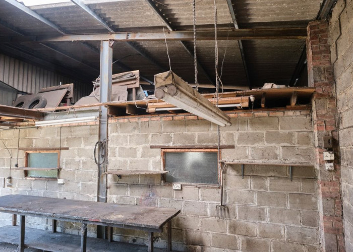 Ceiling, Composite material at Industrial Garage And Workshop For Filming, Norfolk