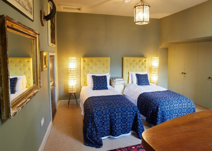 Bedroom (Twin Beds) at Spacious Three Storey House For Filming, Norfolk