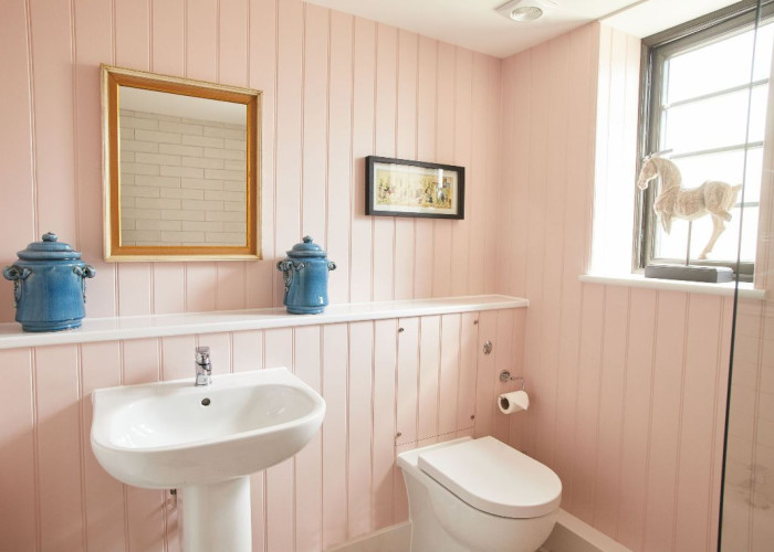 Bathroom at Recently Renovated One Bedroom Bungalow For Filming, Norfolk