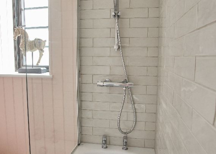 Bathroom, Wall at Recently Renovated One Bedroom Bungalow For Filming, Norfolk