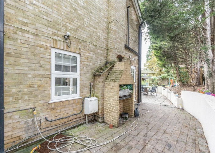 Detached Home Across Three Floors For Filming, London