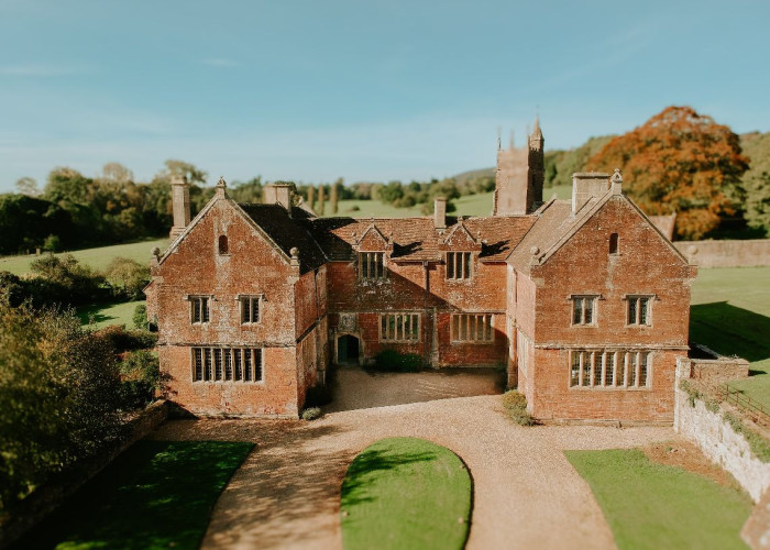 Manor House at Majestic Grade II Listed Manor House For Filming, Somerset