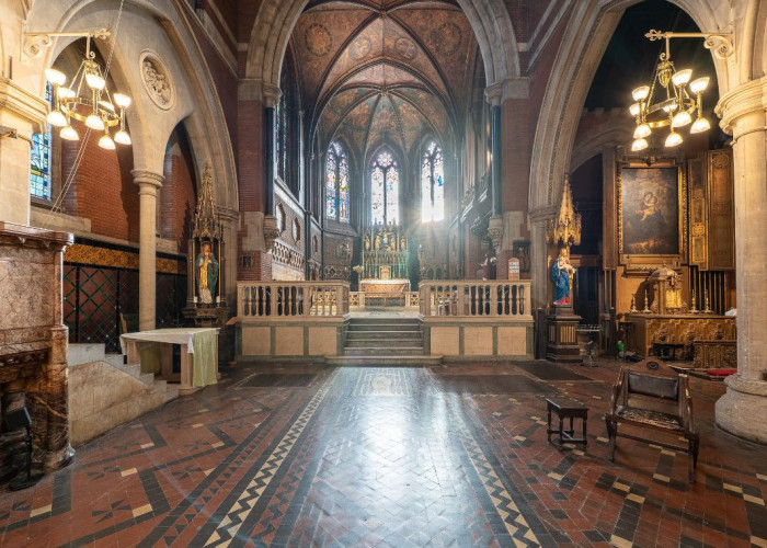 Religious institute, Interior design at Stunning Church With Breath-taking Interior For Filming, London