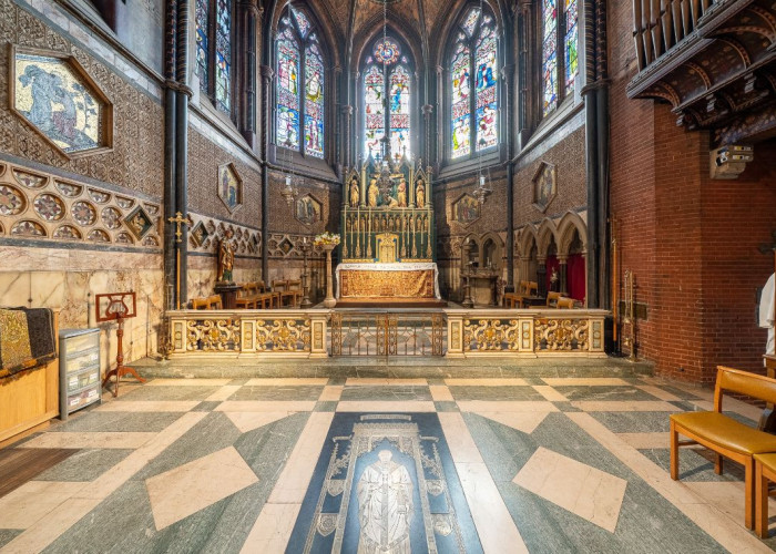 Religious institute, Place of worship at Stunning Church With Breath-taking Interior For Filming, London