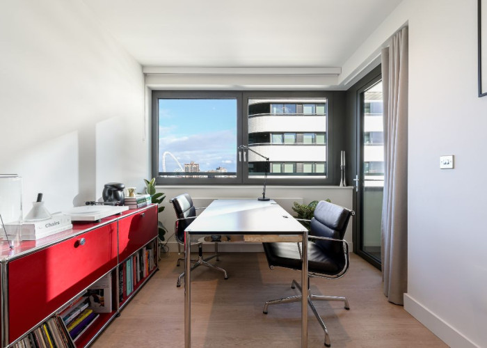 Home Office / Study at Bright One Bedroom Apartment On The 15th Floor For Filming, London