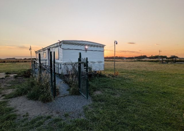 Sky, Horizon at Twenty One Acre Private Airfield And Runway For Filming, Lincolnshire