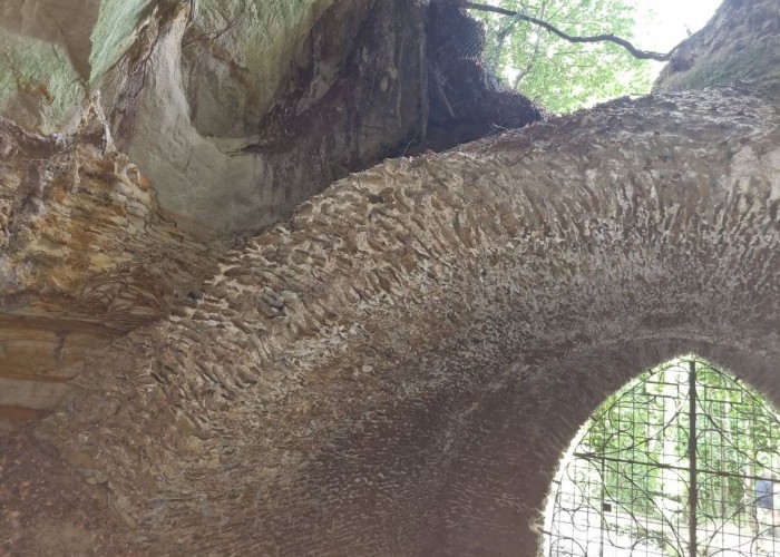 Genuine Sandstone Cave In Surrey For Filming, Surrey