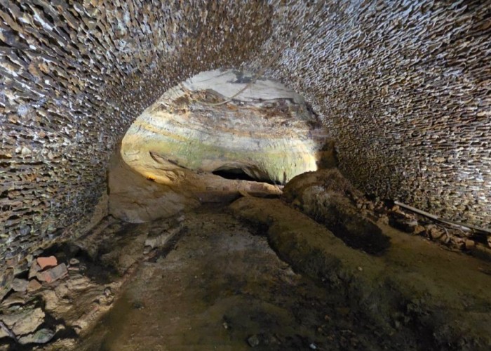 Genuine Sandstone Cave In Surrey For Filming, Surrey