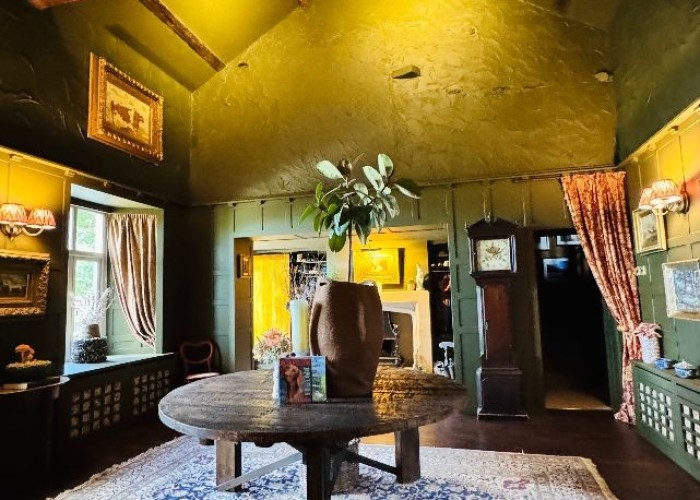 Large Five Bedroom Farmhouse For Filming, Cumbria