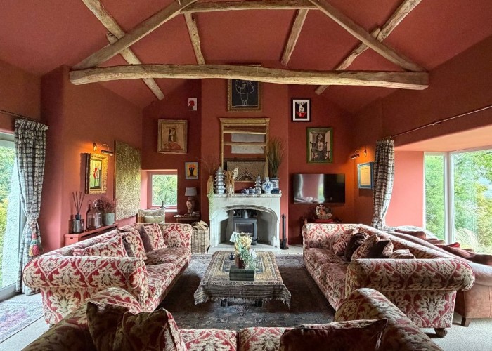 Large Five Bedroom Farmhouse For Filming, Cumbria