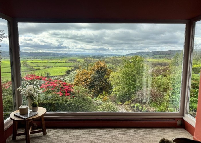 Large Five Bedroom Farmhouse For Filming, Cumbria