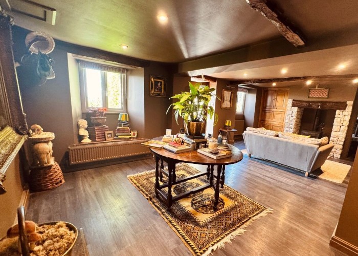 Large Five Bedroom Farmhouse For Filming, Cumbria