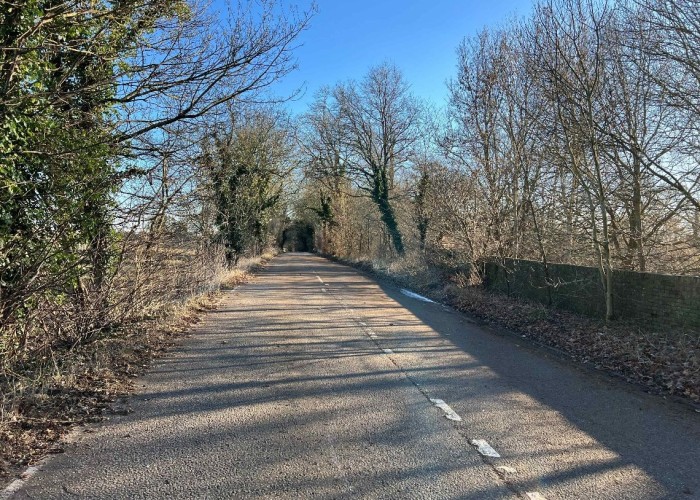 A Fully Controllable Private A-Road Set For Filming, Hertfordshire