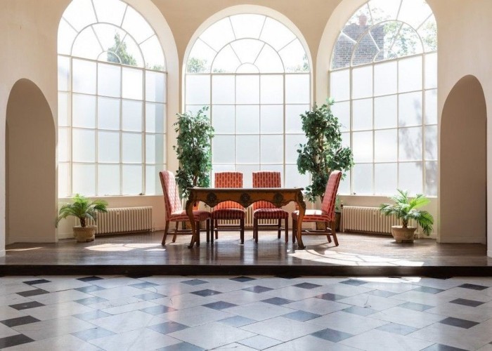 11. Windows, Tiled Floor