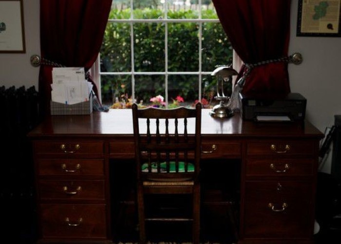 11. Home Office / Study