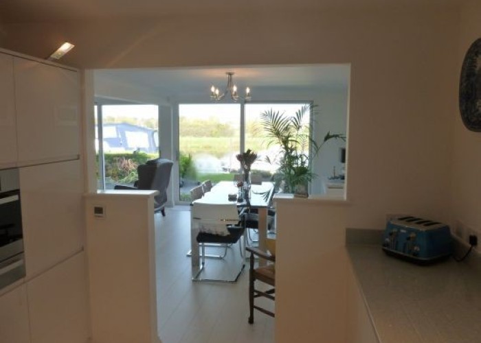 5. Diningroom