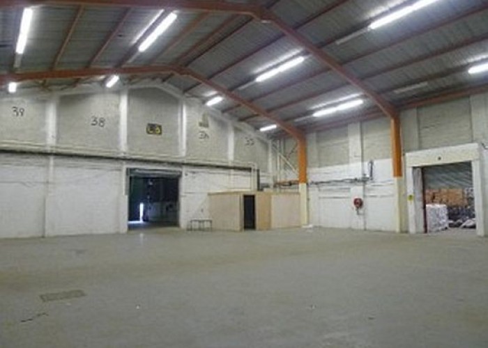 2. Warehouse (Medium)
