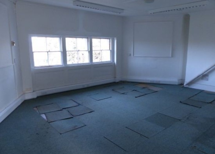 31. Empty / Spare Room