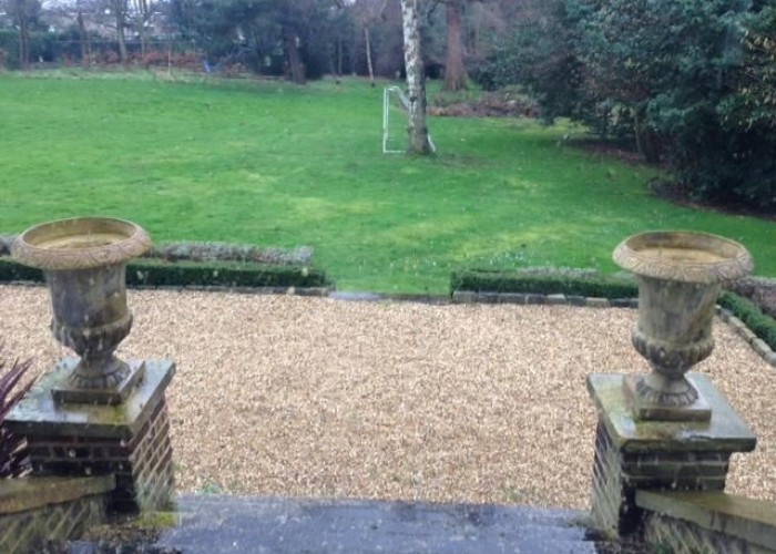 40. Gardens