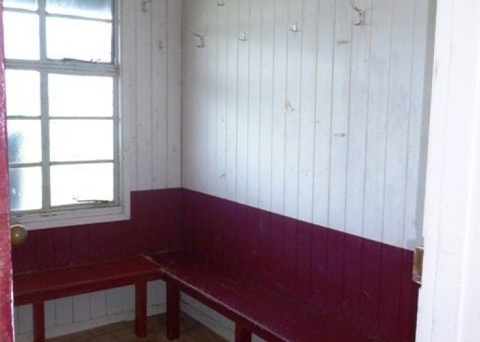 7. Changing Rooms