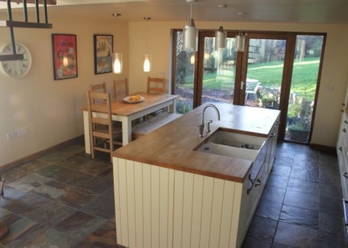 10. Kitchen With Table