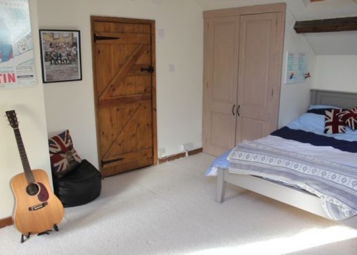 18. Bedroom (Double)