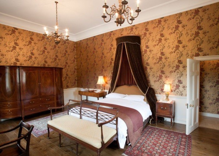 16. Bedroom (Double)