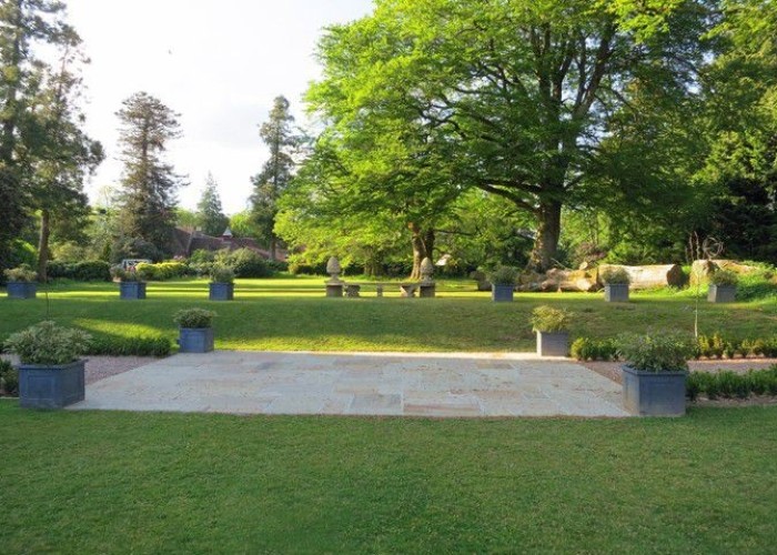 33. Gardens