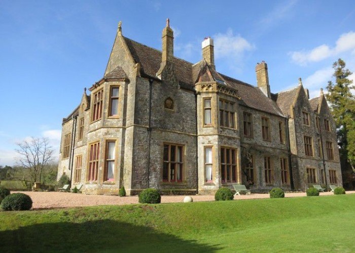 46. Exterior