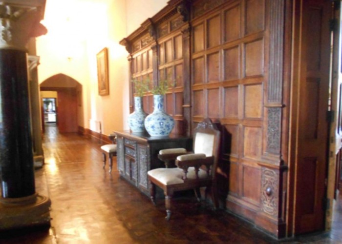 12. Corridor