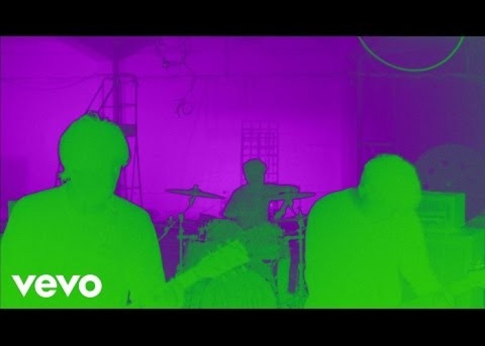 Pretty Vicious - Are You Ready For Me (Official Video)