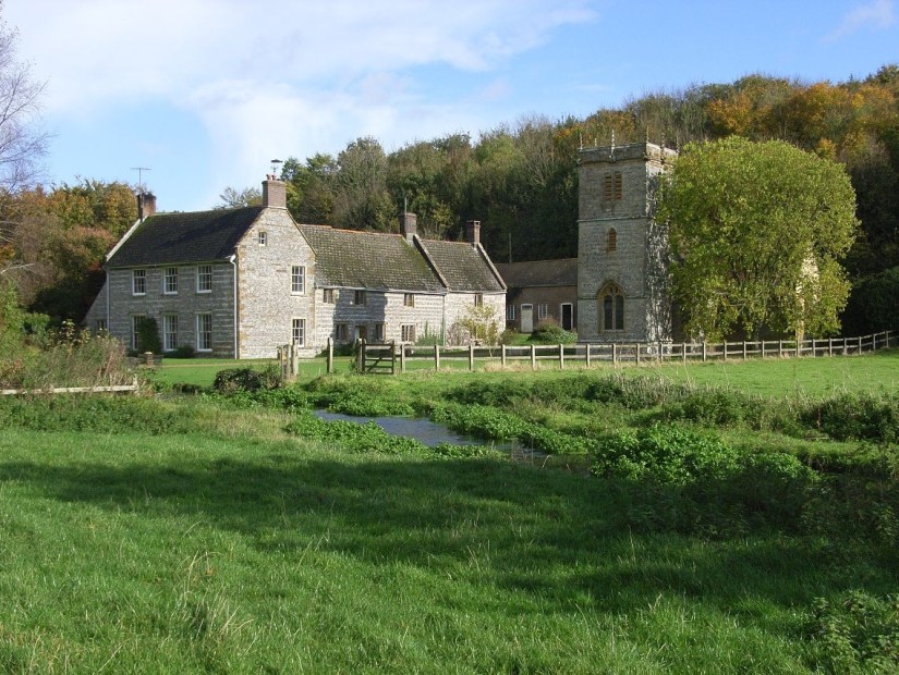 Film Location Hamlet with Arable Farm, Dorset